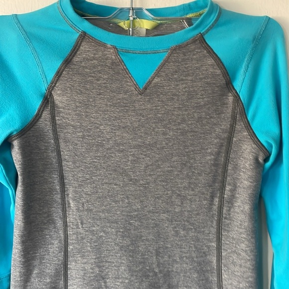 Ivvia fly tech Long Sleeve Top - Picture 2 of 7